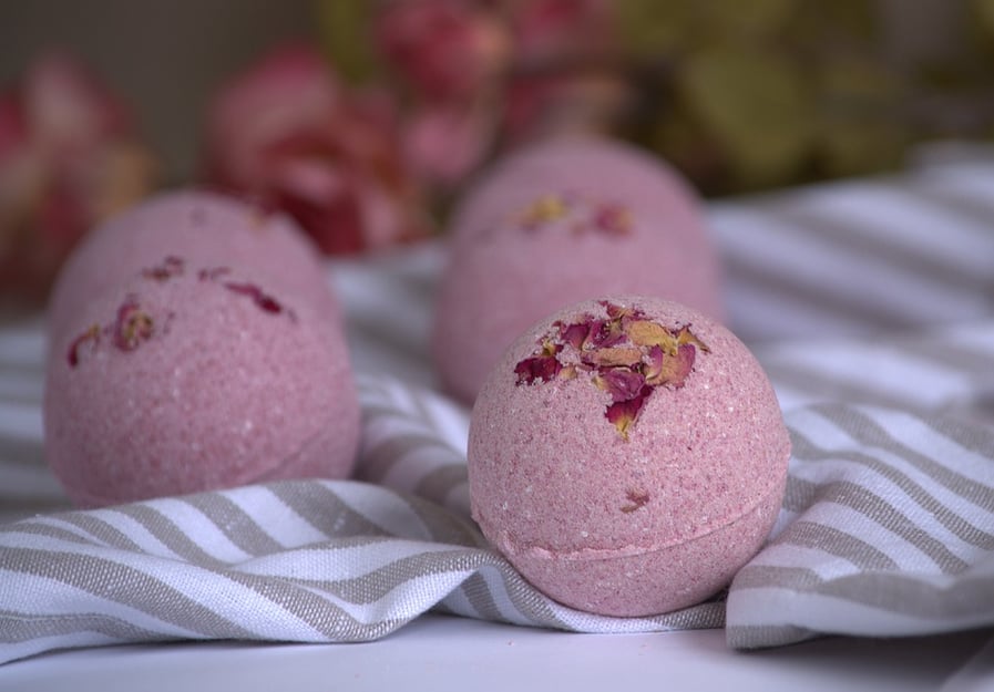 Can’t catch a breath? Try these easy DIY bath bombs for cold and sinus ...
